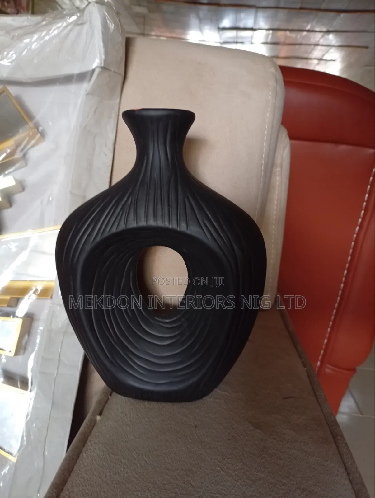 Clay Home Decorative/Flower Vase