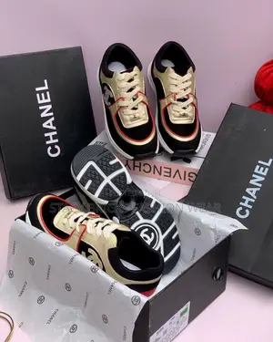 Luxury Chanel Sneaks Comes With Full Package