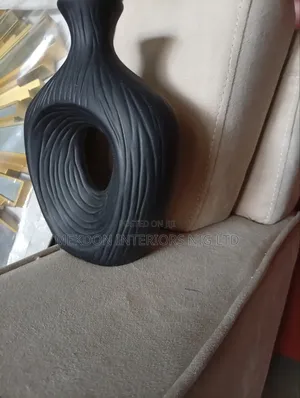 Clay Home Decorative/Flower Vase
