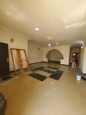 3bdrm Block of Flats in Galadimawa for rent