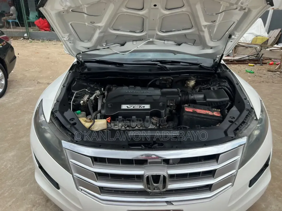 Honda Crosstour 2010 White