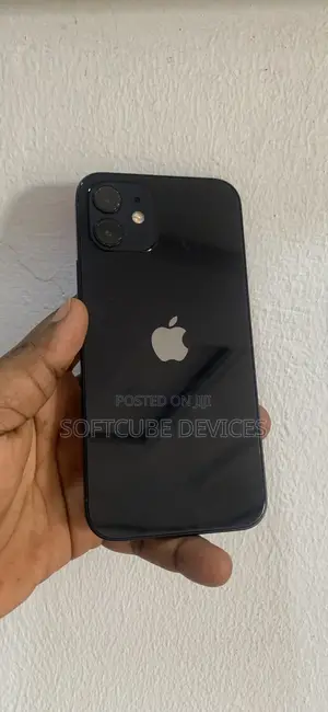 Apple iPhone 12 64 GB Black