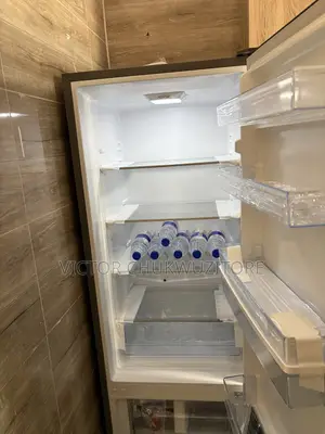 Hisense Double Door Refrigerator 268L, Water Dispenser, Low Noise