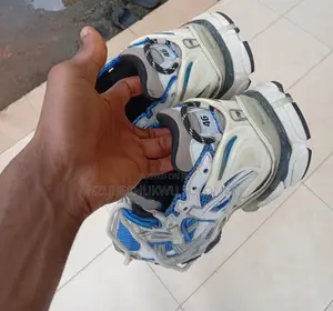 Balenciaga Runner