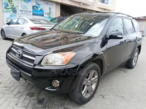 Toyota RAV4 2010 Black