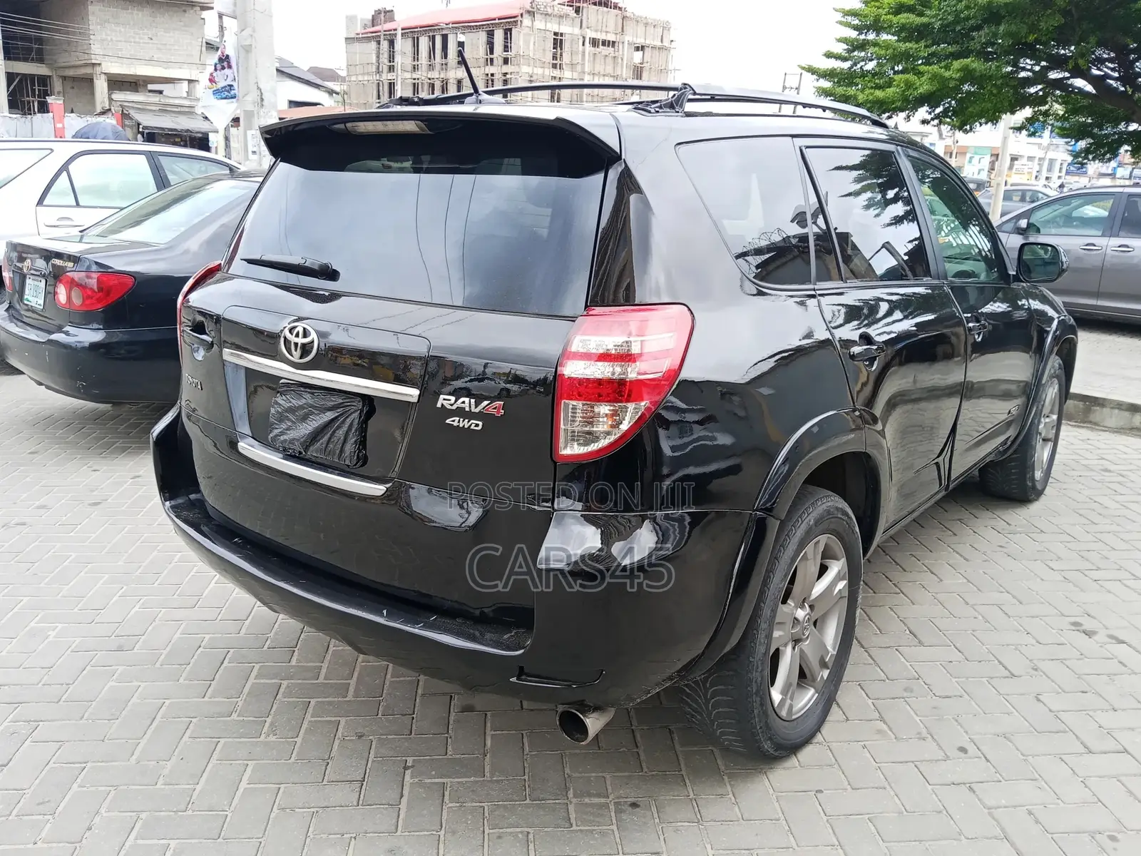 Toyota RAV4 2010 Black