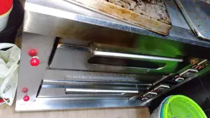Neatly Used 4Trays, 2 Doors Oven
