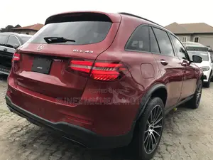 Mercedes-Benz GLC-Class 2019 Red