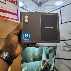 New Samsung Galaxy Z Fold8 256 GB Purple
