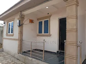 2bdrm Bungalow in Latiku Estate, Ibadan for rent