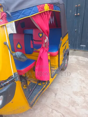 TVS King Deluxe Plus iTouch Start 2025 Yellow