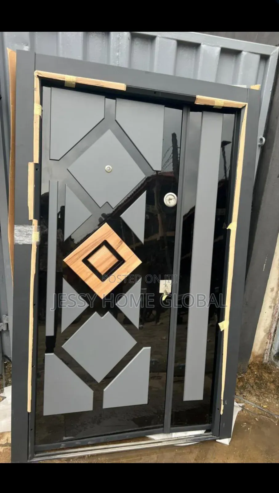 4ft Turkey Security Center Gold