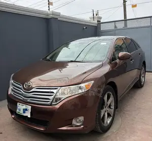Toyota Venza AWD 2010 Brown