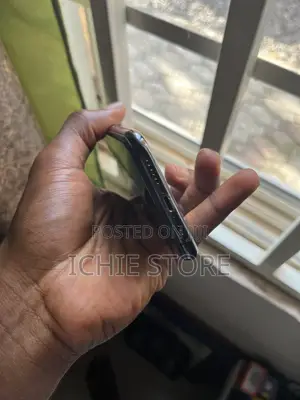 Apple iPhone XS 64 GB Black