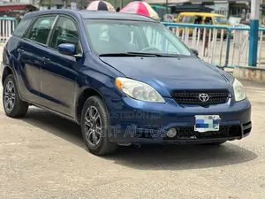 Toyota Matrix XR Hatchback FWD (1.8L 4cyl 4A) 2008 Blue