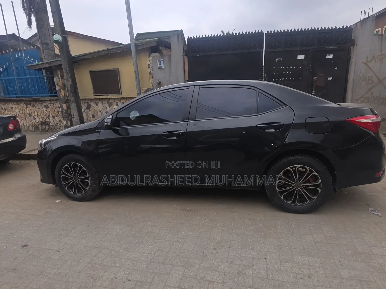 Toyota Corolla 2015 Black