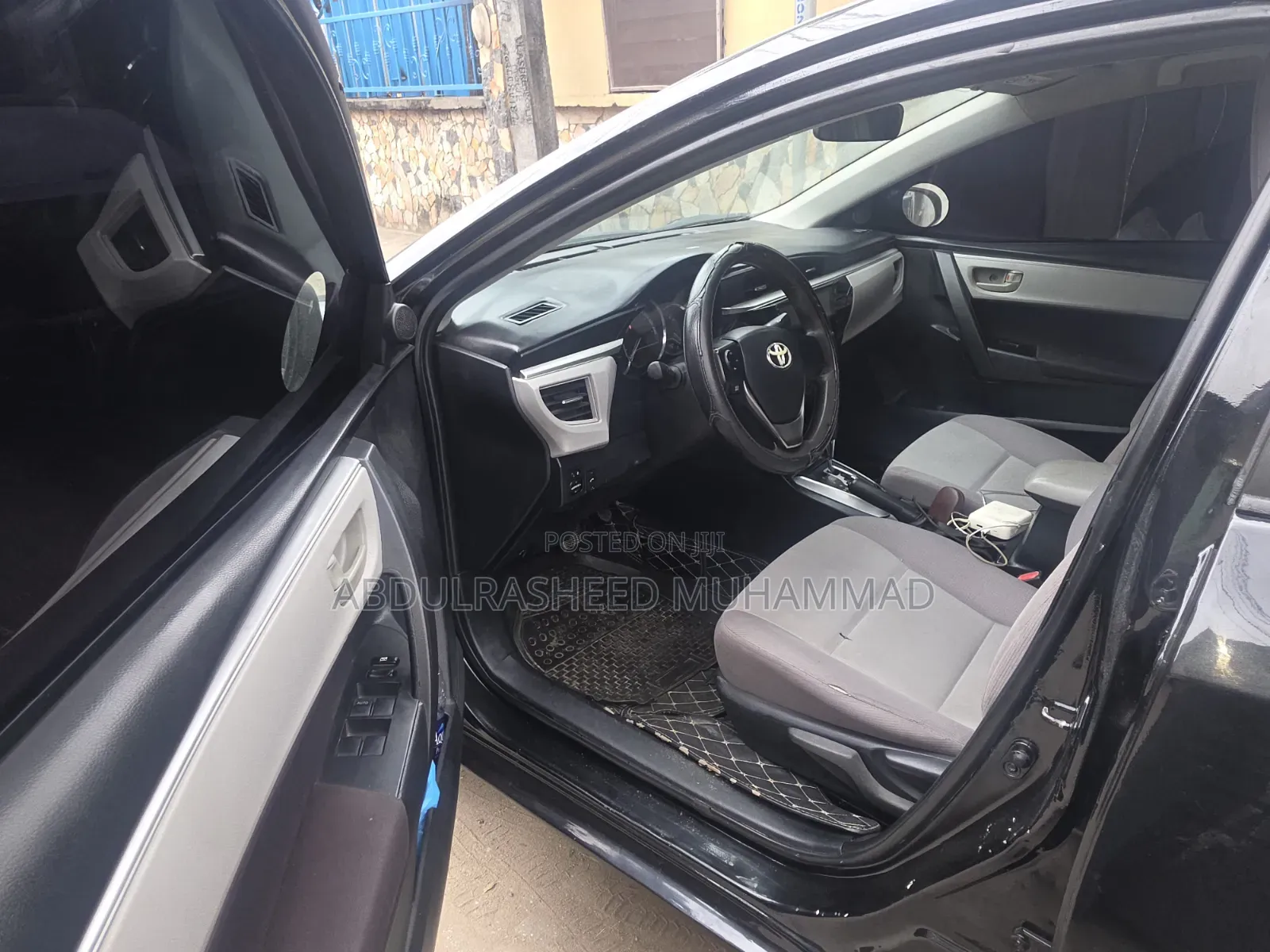 Toyota Corolla 2015 Black