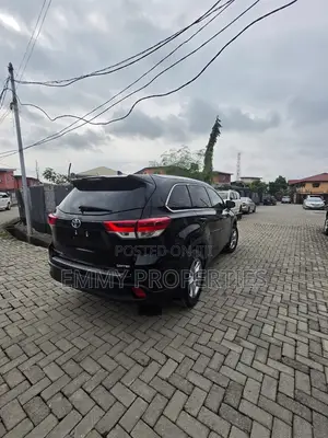 Toyota Highlander Limited Platinum 4x4 V6 (3.5L 6cyl 8A) 2017 Gray