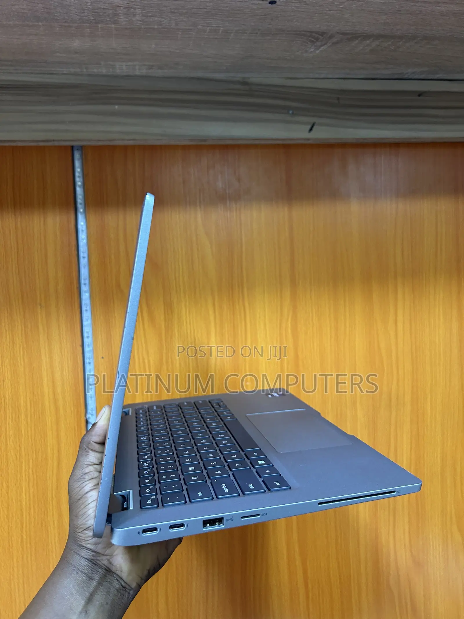 Laptop Dell Latitude 5330 16GB Intel Core i7 SSD 512GB