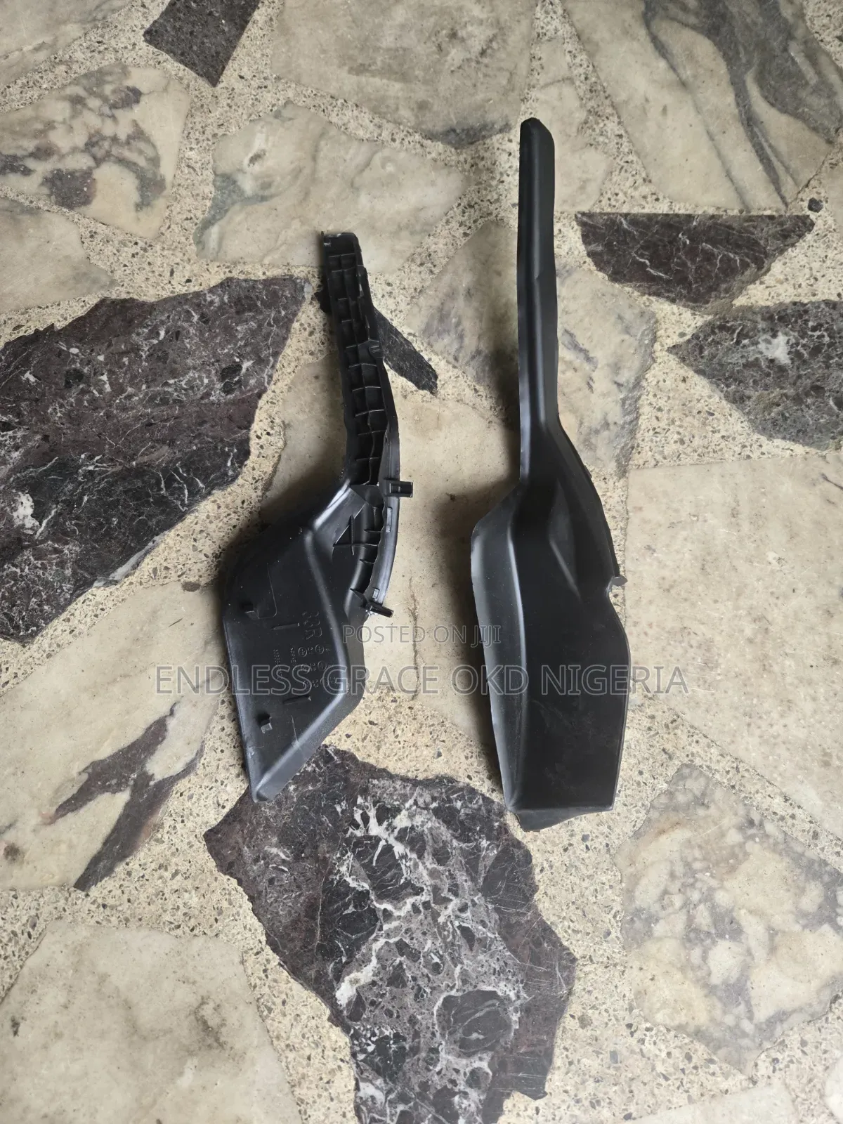 Windscreen Crom Rav4 2020 Available