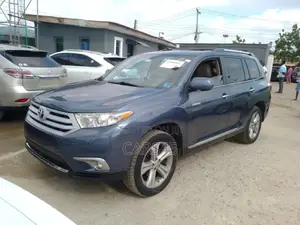 Toyota Highlander 2013 Blue