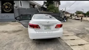 Lexus ES 350 2011 White
