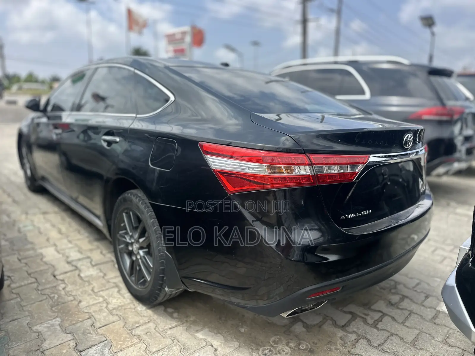 Toyota Avalon 2016 Black