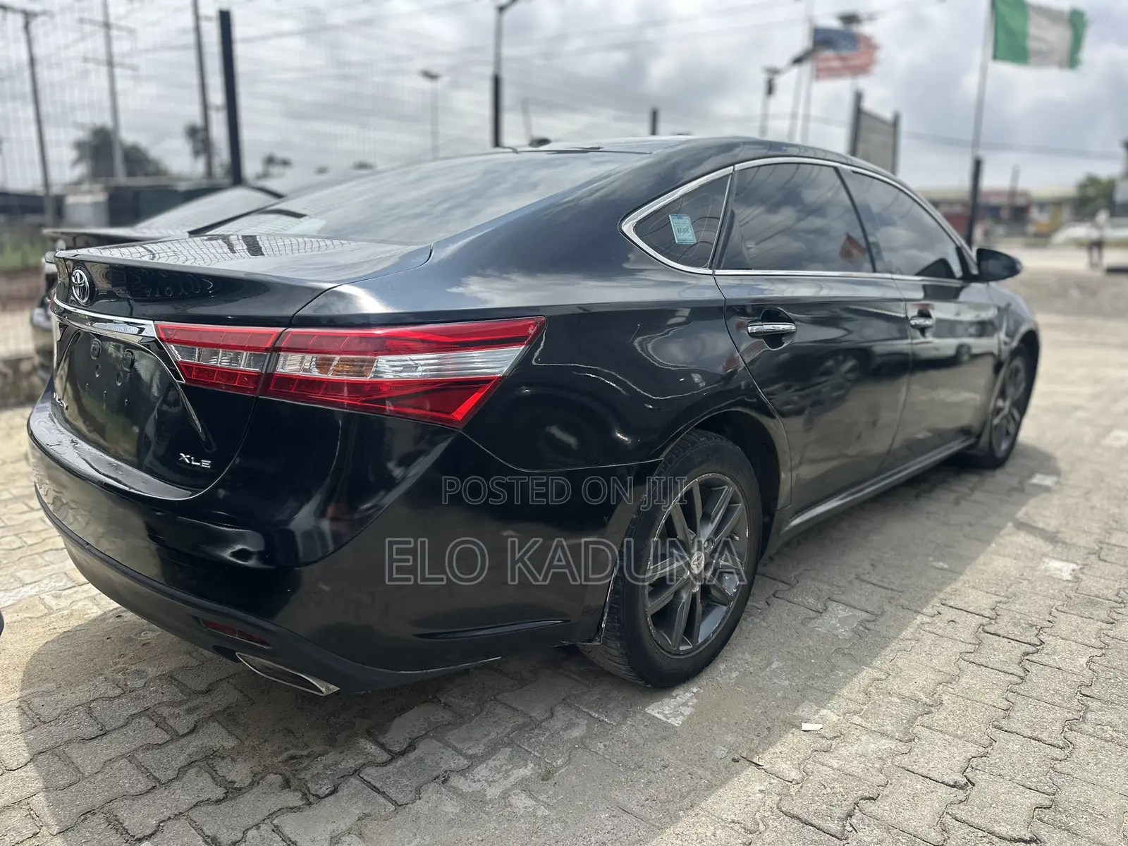 Toyota Avalon 2016 Black