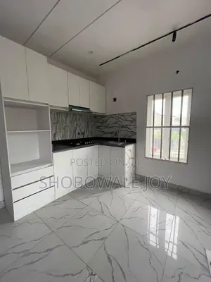 2bdrm Apartment in Igboefon for rent