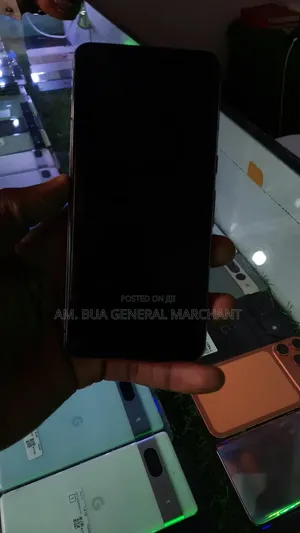 Google Pixel 8 Pro 128 GB Black