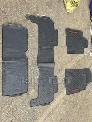 Toyota Land Cruiser Customized Footmat (2015-2024)