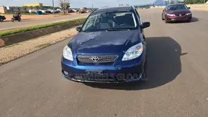 Toyota Matrix Hatchback FWD (1.8L 4cyl 5M) 2007 Blue