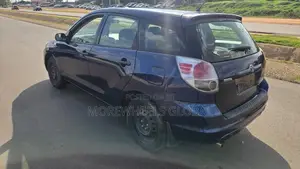 Toyota Matrix Hatchback FWD (1.8L 4cyl 5M) 2007 Blue