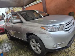 Toyota Highlander Limited 2012 Silver