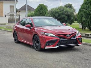 Toyota Camry XSE 2021 Red