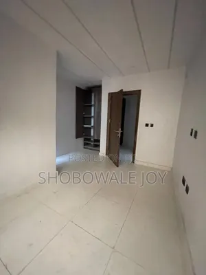 1bdrm Apartment in Igboefon Lekki for rent