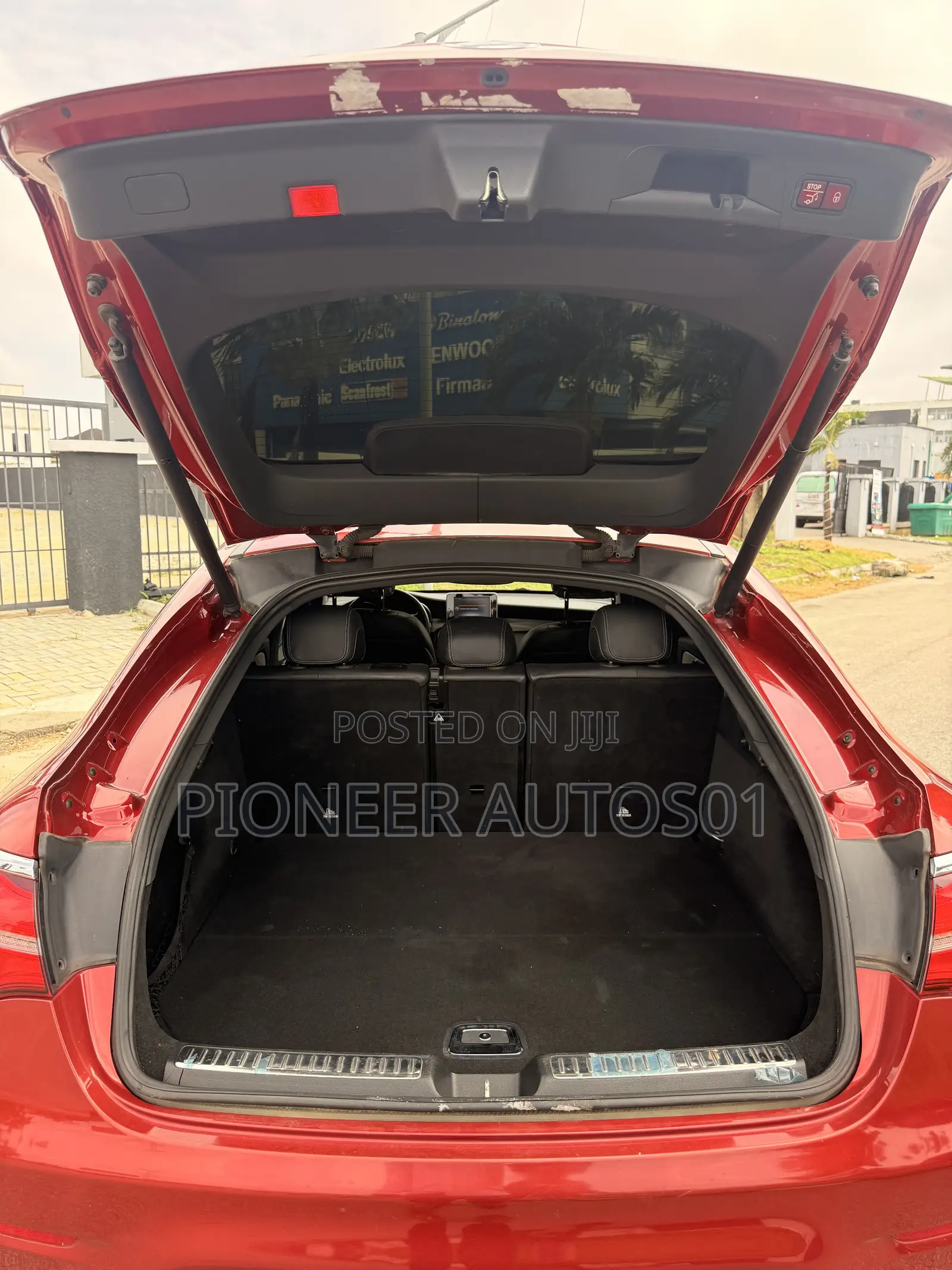 Mercedes-Benz GLC-Class 2017 Red