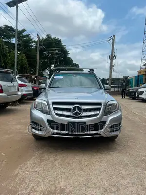 Mercedes-Benz GLK-Class Base GLK 250 BlueTEC 4dr AWD 4MATIC (2.1L 4cyl)