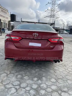 Toyota Camry 2019 Red