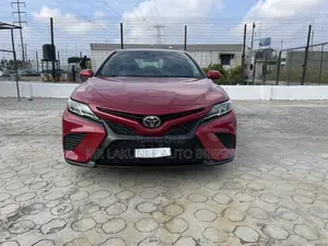 Toyota Camry 2019 Red