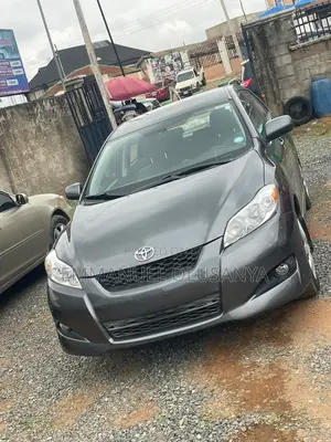 Toyota Matrix 2010 Gray