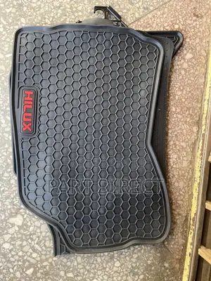 Toyota Hilux Footmat (2014-2025)