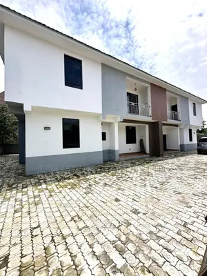 4bdrm Duplex in Apo District for rent