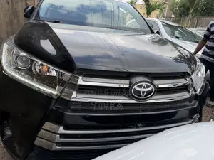 Toyota Highlander 2015 Black