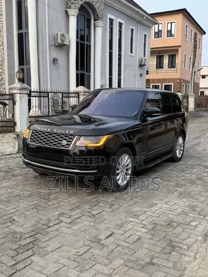 Land Rover Range Rover 3.0L V6 Supercharged HSE 2019 Black
