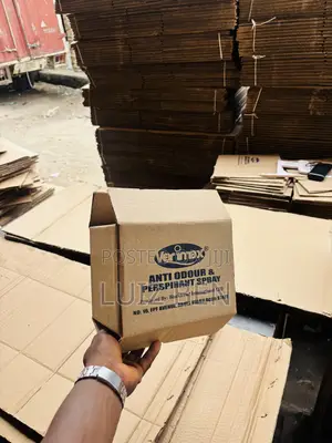 Different Sizes of Neat Corrugated Cartons