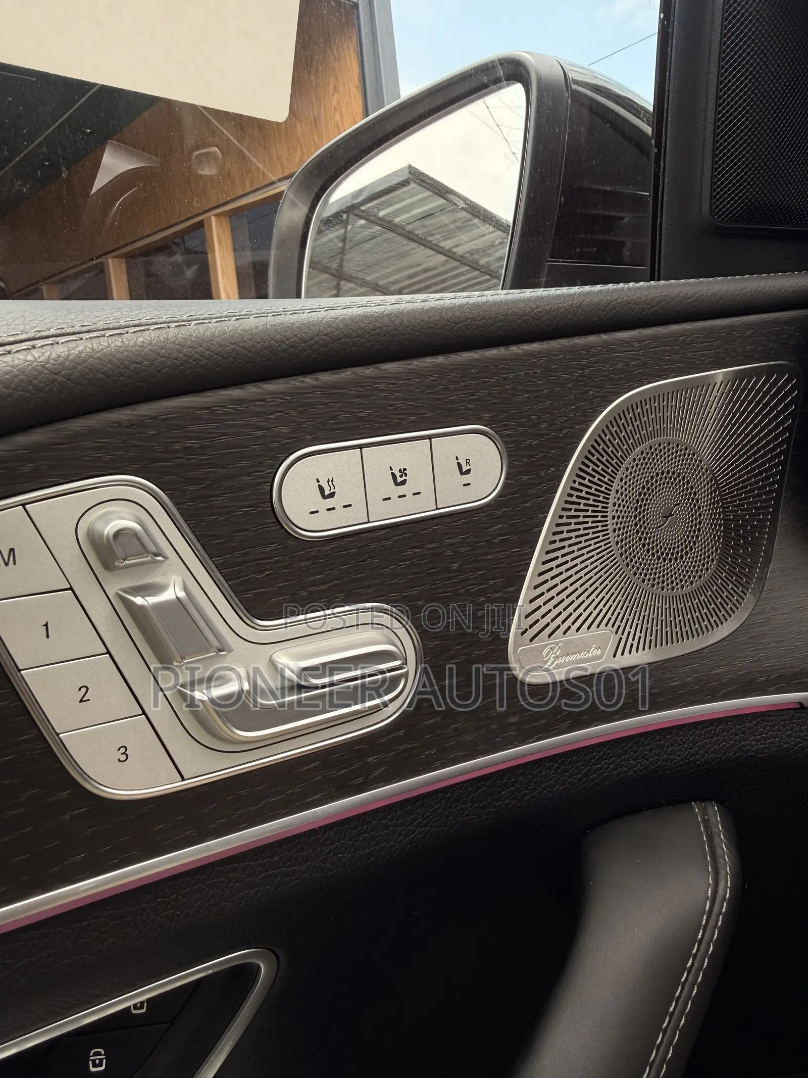 Mercedes-Benz GLE-Class 2025 White