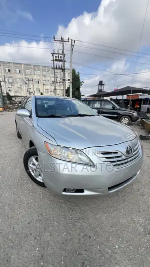 Toyota Camry LE 4dr Sedan (2.4L 4cyl 5A) 2008 Silver
