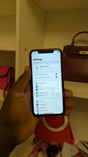 Apple iPhone XR 64 GB Red