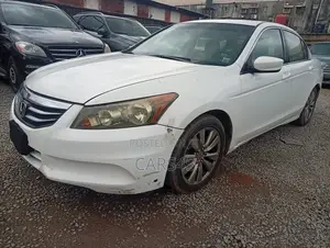 Honda Accord 2011 White